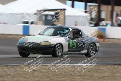 media/Nov-16-2025-CalClub SCCA (Sun) [[2975c16dfc]]/Group 4/Turn 1/